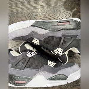 Men's Jordan 4 Retro ''Fear'' Mid-Top Basketball Sneaker Shoes Size 9